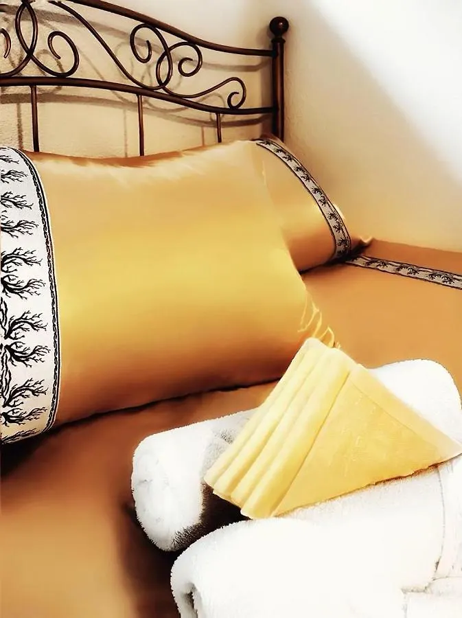 Comfy Bed Fast Wifi 3 Min To Rhein Apartment Basel